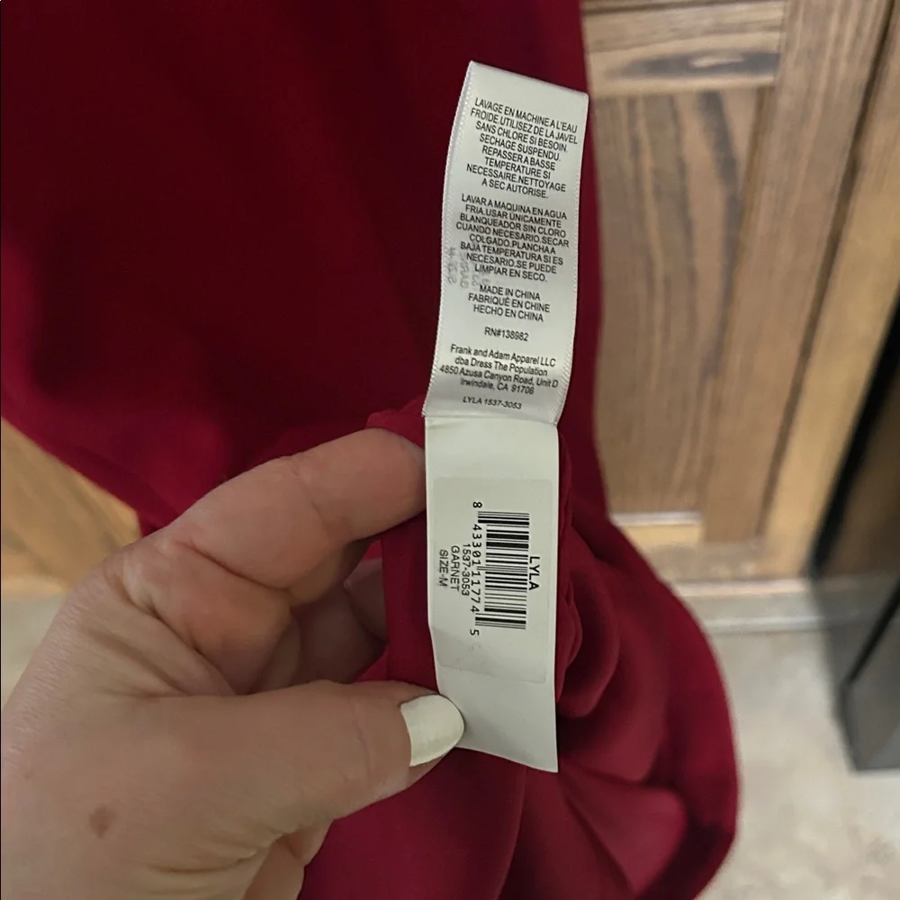 DRESS THE POPULATION Lyla Crepe Cocktail Midi Dress in Red - Picture 6 of 7